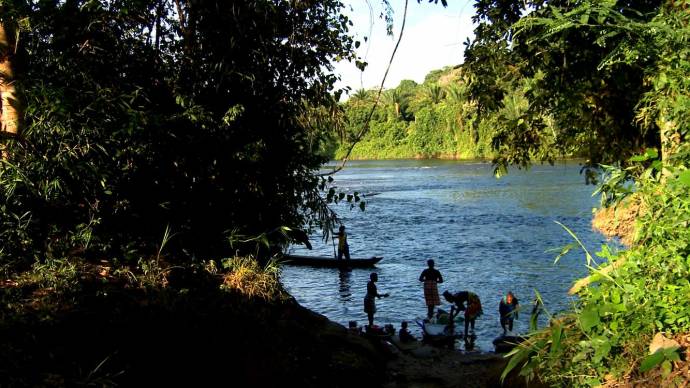 DocuLab Suriname filmstill