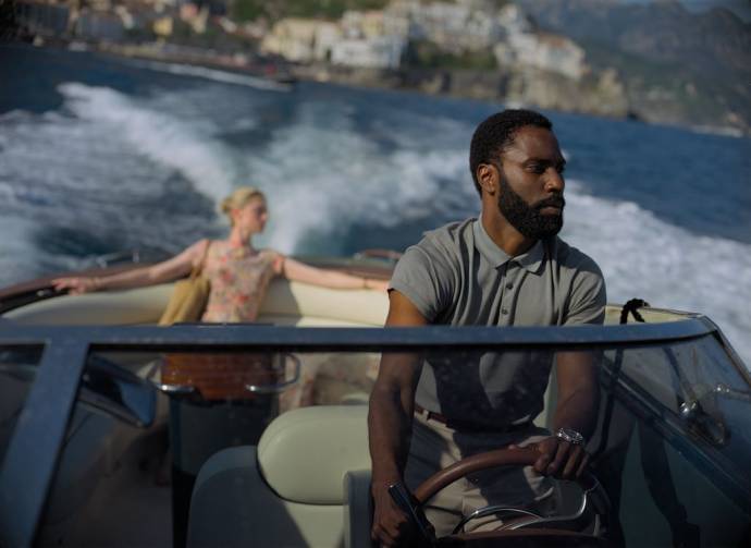 Elizabeth Debicki en John David Washington