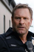 Aaron Eckhart in Line of Duty