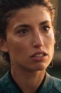 Tania Raymonde in Deep Blue Sea 3