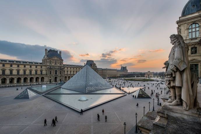A Night at the Louvre, Leonardo Da Vinci filmstill