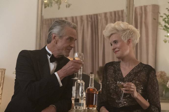 Jeremy Irons en Maggie Grace