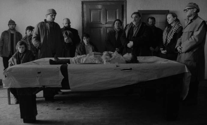 Sátántangó (EN subtitles) filmstill