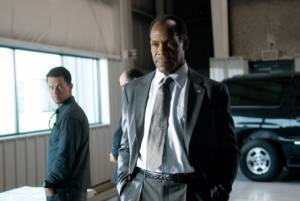 Danny Glover (Colonel Isaac Johnson) en Mark Wahlberg (Bob Lee Swagger)