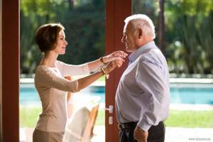 Embeth Davidtz (Jennifer Crawford) en Anthony Hopkins (Ted Crawford)