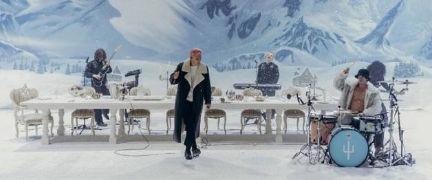 Twenty One Pilots Cinema Experience