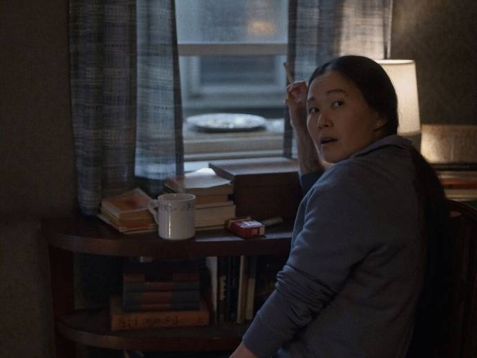 Hong Chau (Liz)