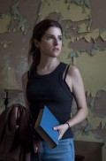 Anna Kendrick in Alice, Darling