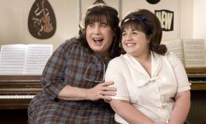 Nikki Blonsky (Tracy Turnblad) en John Travolta (Edna Turnblad) in Hairspray