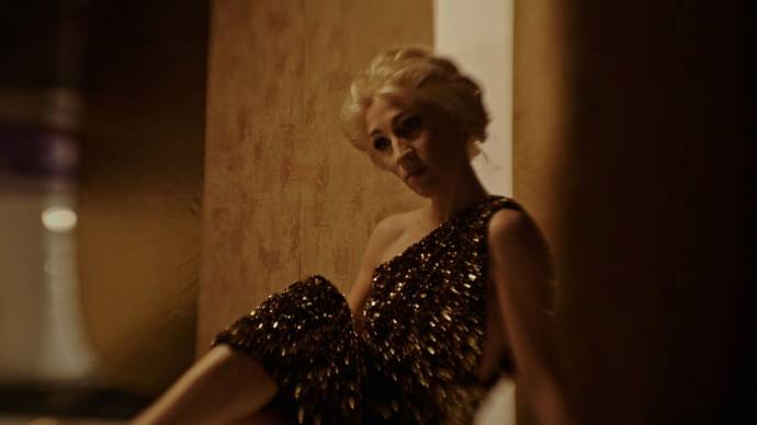 Waves of Burlesque filmstill
