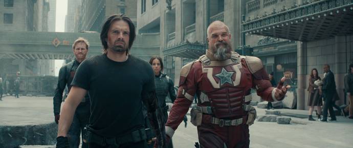 Wyatt Russell (John Walker / U.S. Agent), Sebastian Stan (Bucky Barnes), Hannah John-Kamen (Ava Starr / Ghost) en David Harbour (Alexei Shostakov / Red Guardian)