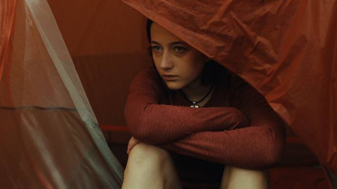 Lily Collias (Sam)