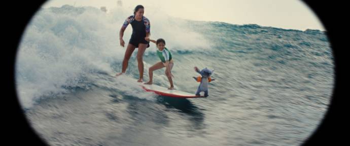 Sydney Agudong (Nani) en Maia Kealoha (Lilo)