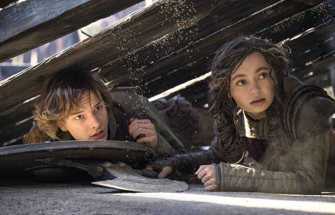 Mason Thames (Hiccup) en Nico Parker (Astrid) in Hoe Tem Je een Draak (NL)