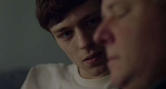 Ruaridh Mollica (Max Williamson) en David Nellist (Peter)