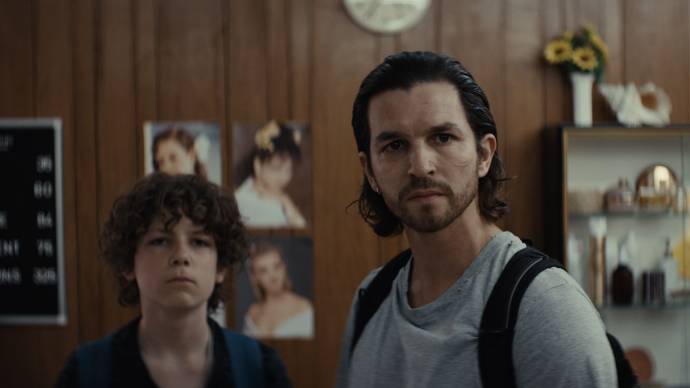 Basil Wheatley en Matteo Simoni (Alain)