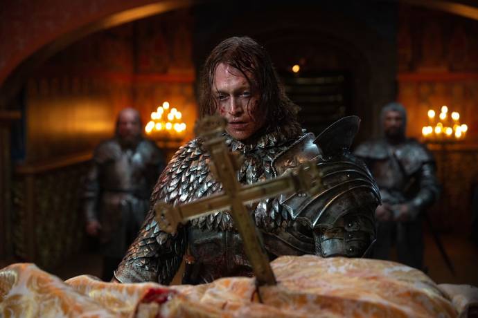 Caleb Landry Jones (Dracula) in Dracula