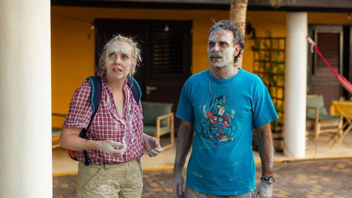 Jelka van Houten (Helga) en Tibor Lukács (Patrick)