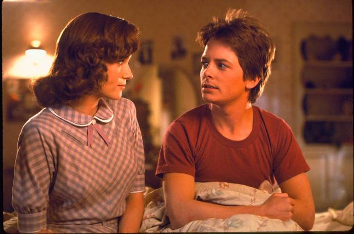 Lea Thompson (Lorraine Baines McFly) en Michael J. Fox (Marty McFly)