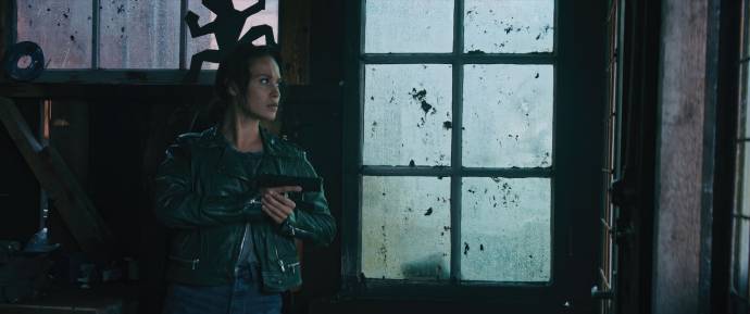 Holly Mae Brood (Tara Lee)