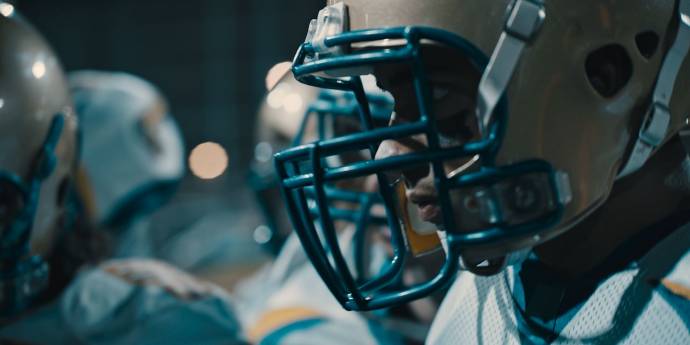 Jake Holley (Dakota Riley)