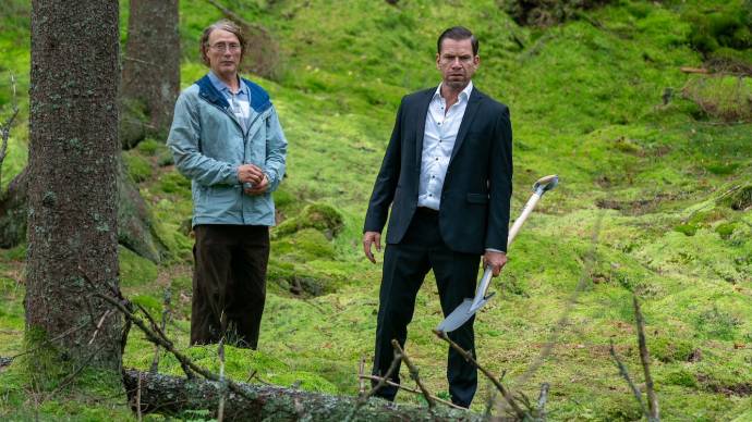 Mads Mikkelsen (Manfred) en Nikolaj Lie Kaas (Anker)