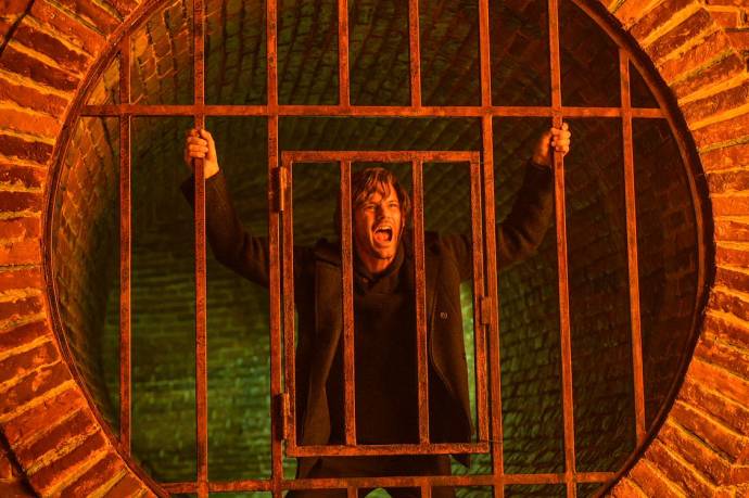 Jeremy Irvine (James Sunderland) in Return to Silent Hill