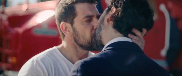 Who Wants To Marry an Astronout?