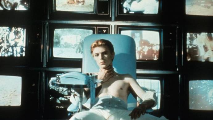 David Bowie (Thomas Jerome Newton) in The Man Who Fell to Earth