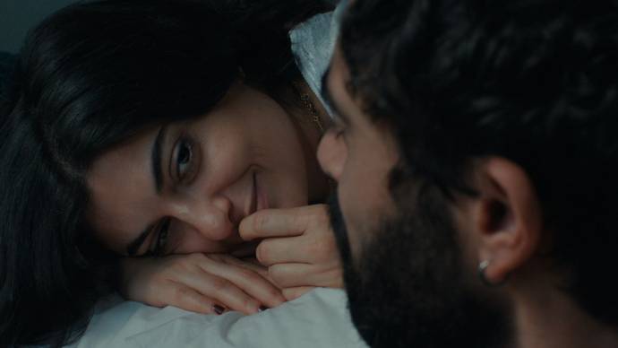 Mounia Akl (Yasmina) en Hassan Akil (Nino)