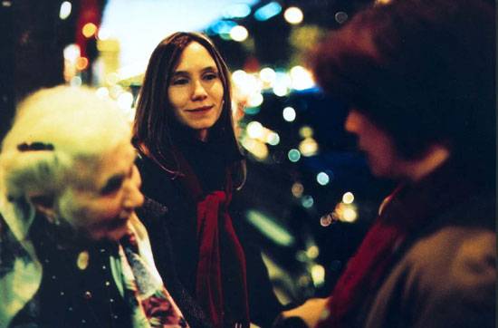 Eka (Esther Gorintin), Ada (Dinara Drukarova) en Marina (Nino Khomasuridze)