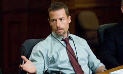 Guy Pearce (Roy Clayton)