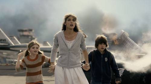 Liam James (Noah), Morgan Lily (Lilly) en Amanda Peet (Kate)