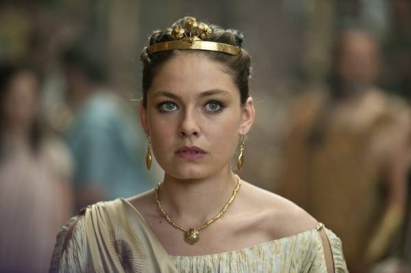 Alexa Davalos (Andromeda) in Clash of the Titans