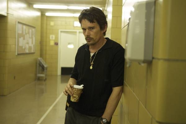 Ethan Hawke (Sal) in Brooklyn's Finest