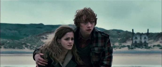 Rupert Grint (Ron Weasley) en Emma Watson (Hermione Granger) in Harry Potter and the Deathly Hallows: Part I