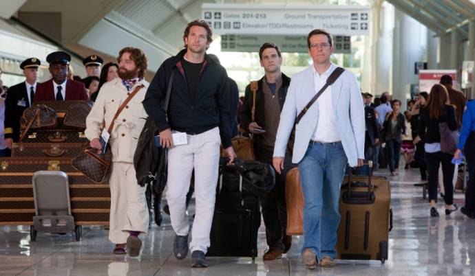 Zach Galifianakis (Alan Garner), Bradley Cooper (Phil Wenneck), Justin Bartha (Doug Billings) en Ed Helms (Stu Price)