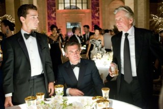 Michael Douglas, Shia LaBeouf en Frank Langella in Wall Street: Money Never Sleeps