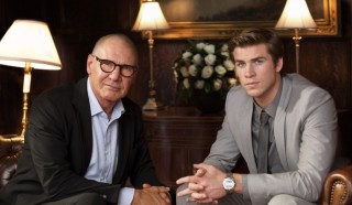 Harrison Ford en Liam Hemsworth in Paranoia (2013)