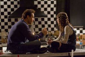 Hot Tub Time Machine: Lizzy Caplan (April) en John Cusack (Adam) Hot Tub Time Machine: Lizzy Caplan (April) en John Cusack (Adam)