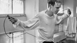 Hymyilevä mies: Jarkko Lahti (Olli Mäki) Hymyilevä mies: Jarkko Lahti (Olli Mäki)