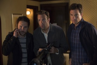 Charlie Day, Jason Sudeikis en Jason Bateman in Horrible Bosses 2