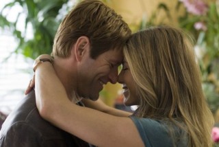 Jennifer Aniston en Aaron Eckhart in Love Happens