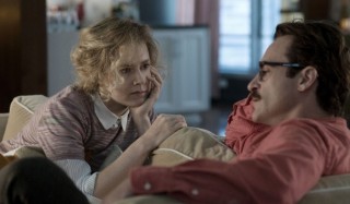 Amy Adams en Joaquin Phoenix in Her