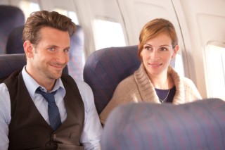 Bradley Cooper en Julia Roberts in Valentine's Day