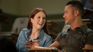 Julianne Moore en Joseph Gordon-Levitt in Don Jon