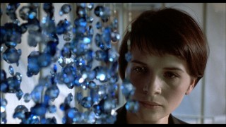 Juliette Binoche in Trois couleurs: Bleu