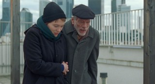 Léa Seydoux en Pascal Greggory in Un Beau Matin