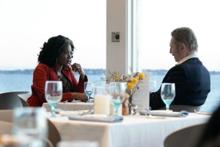 Yolonda Ross en Liam Neeson in Absolution