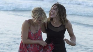 Claire Holt en Mandy Moore (II) in 47 Meters Down
